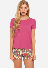 Load image into Gallery viewer, Fetuchina Solid O-Neck Top With Shorts